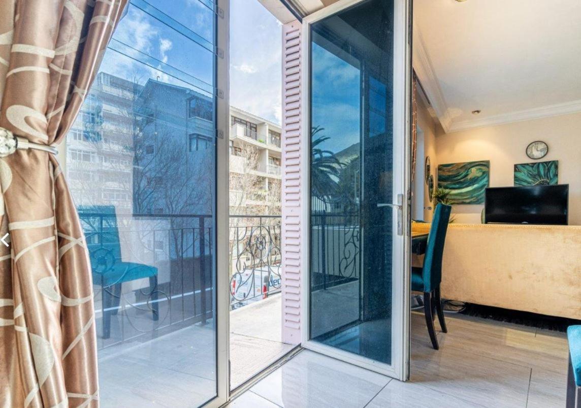 Luxury Apartment, Near V&A Waterfront And Cpt Stadium Κέιπ Τάουν Εξωτερικό φωτογραφία